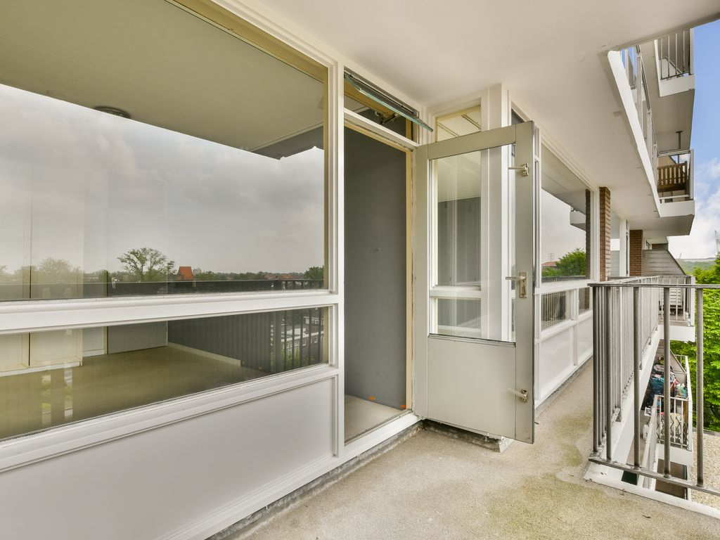 Over de Vesten 70, SCHIEDAM