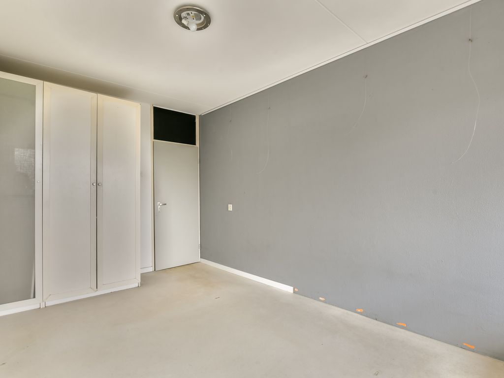 Over de Vesten 70, SCHIEDAM