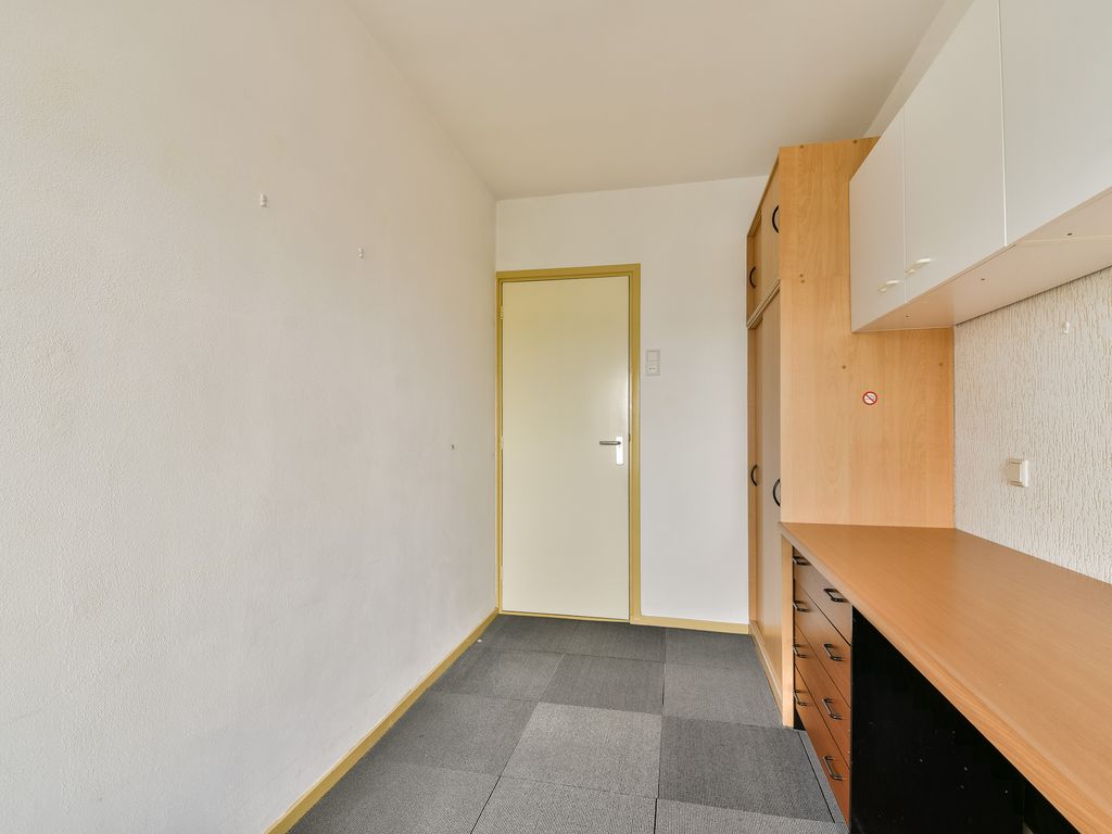 Louis Raemaekersstraat 299, SCHIEDAM