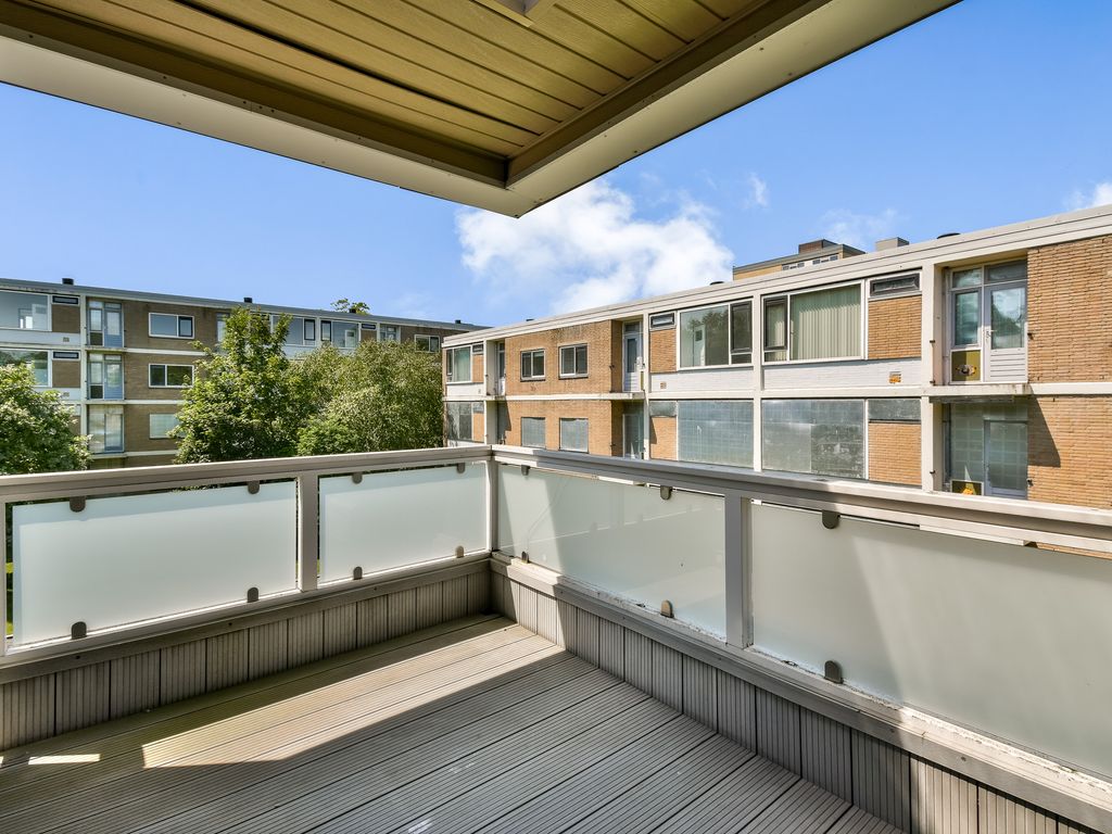 Mgr Nolenslaan 97, SCHIEDAM