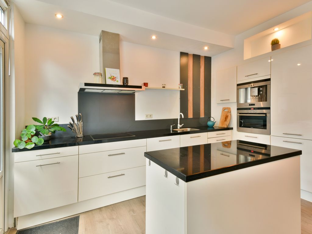 Voltastraat 18B, SCHIEDAM