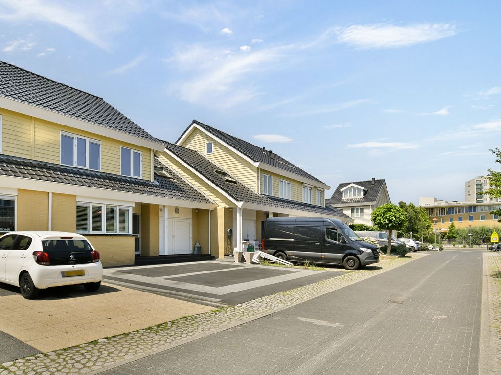 Odinholm 6, SCHIEDAM