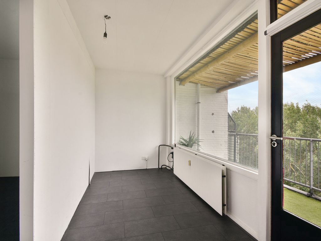Sem Dresdenplein 145, SCHIEDAM