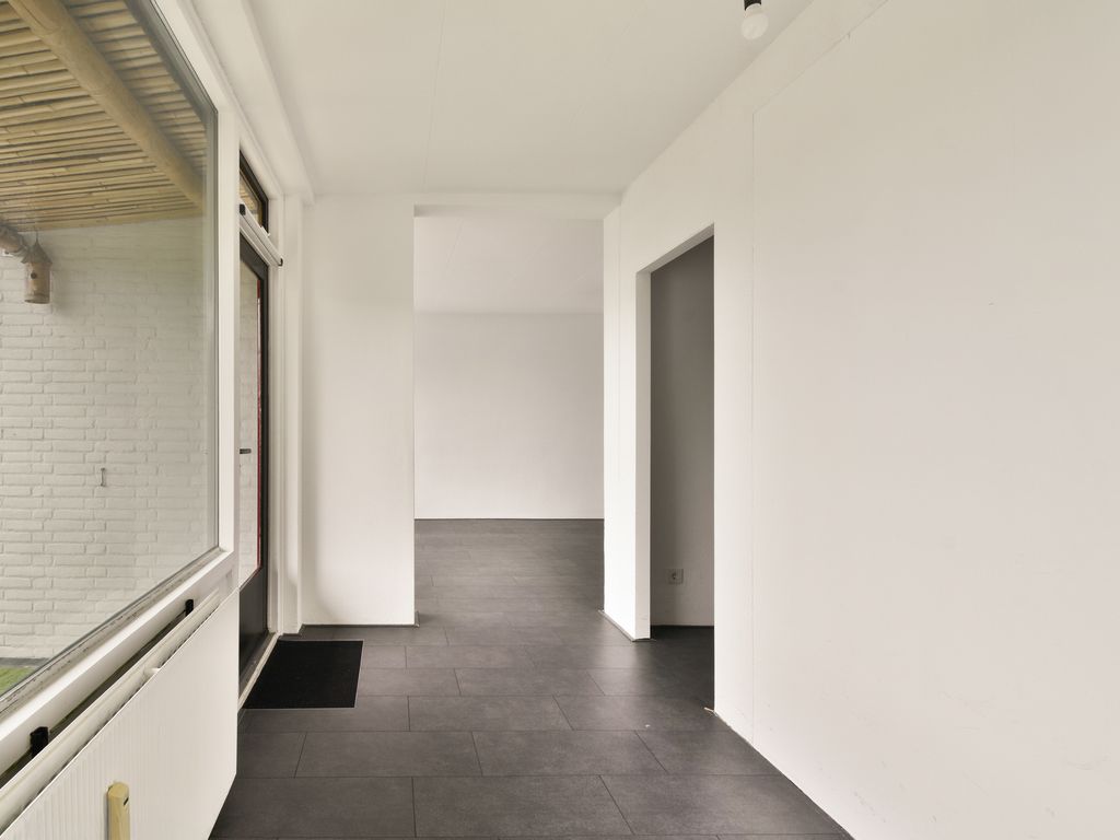 Sem Dresdenplein 145, SCHIEDAM