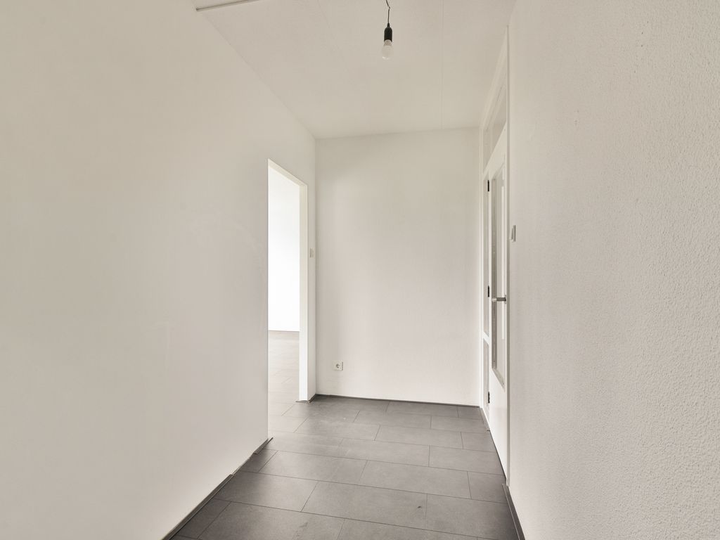 Sem Dresdenplein 145, SCHIEDAM