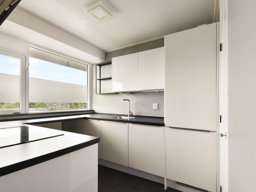 Sem Dresdenplein 145, SCHIEDAM