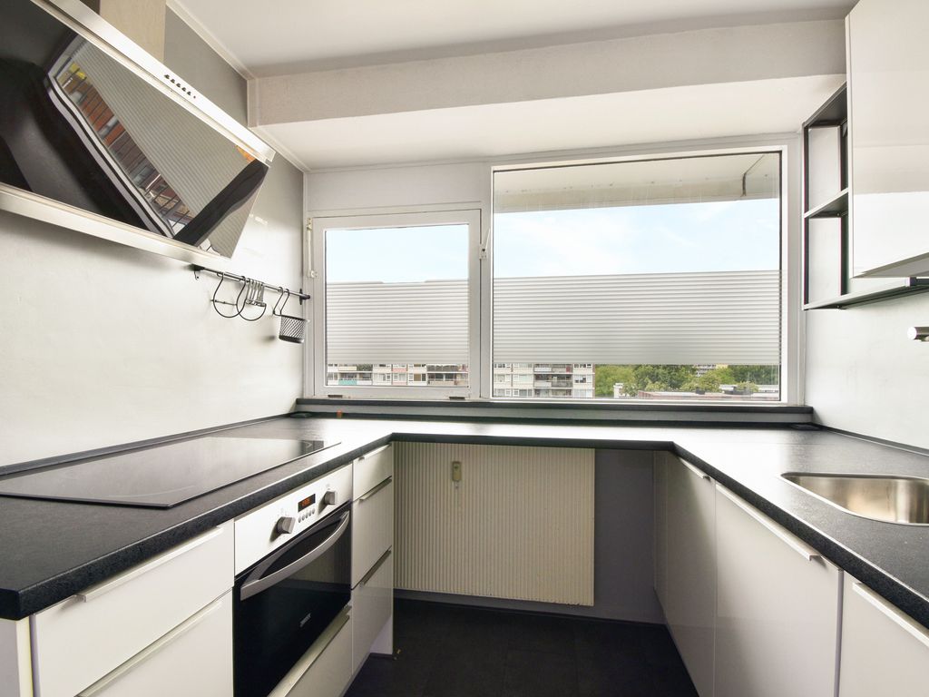 Sem Dresdenplein 145, SCHIEDAM