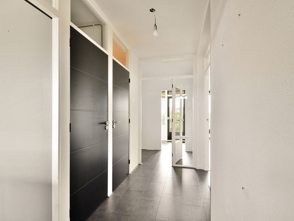 Sem Dresdenplein 145, SCHIEDAM