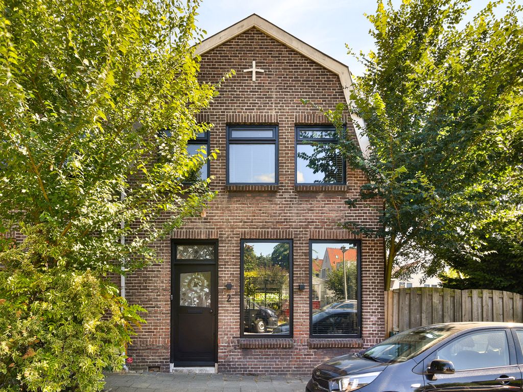 Burgemeester Verveenstraat 2, SCHIEDAM