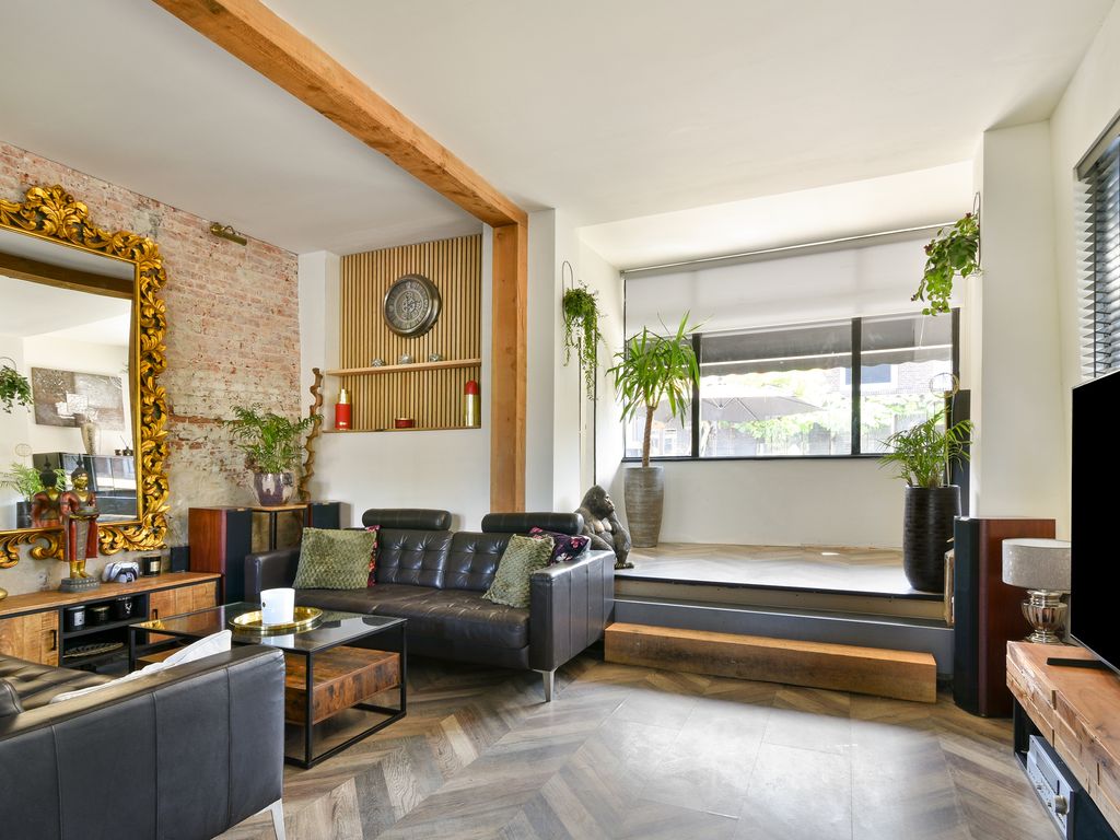 Burgemeester Verveenstraat 2, SCHIEDAM