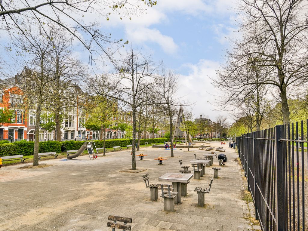Burgemeester Meineszplein 30A, ROTTERDAM