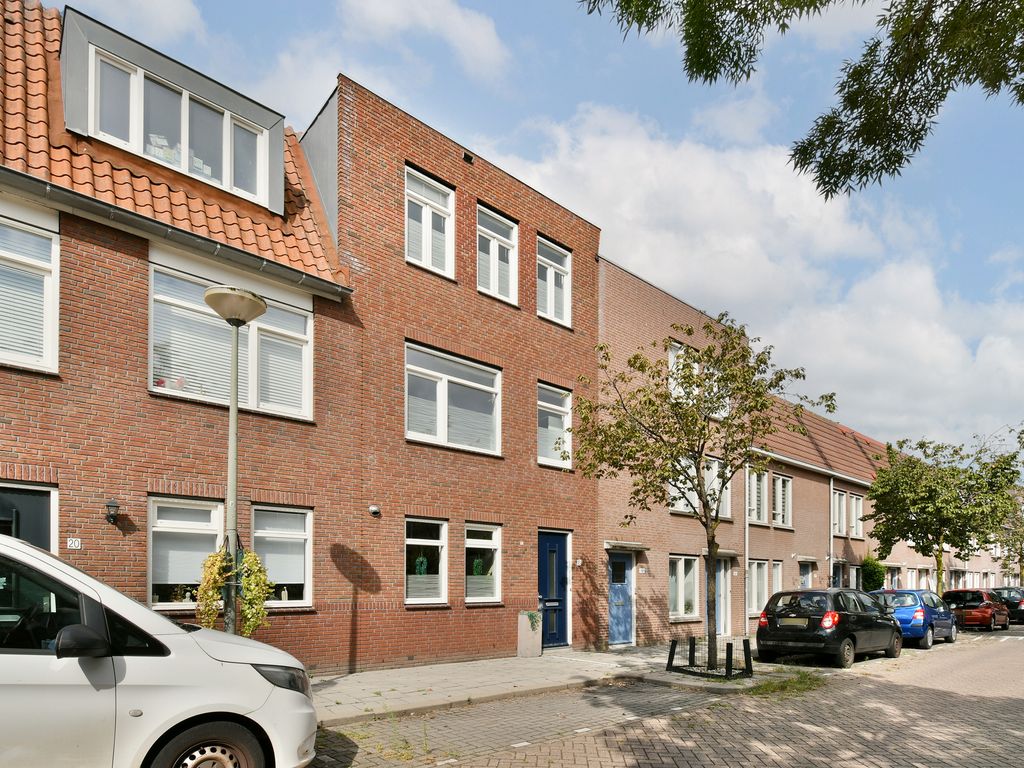 Rijnstraat 18, SCHIEDAM
