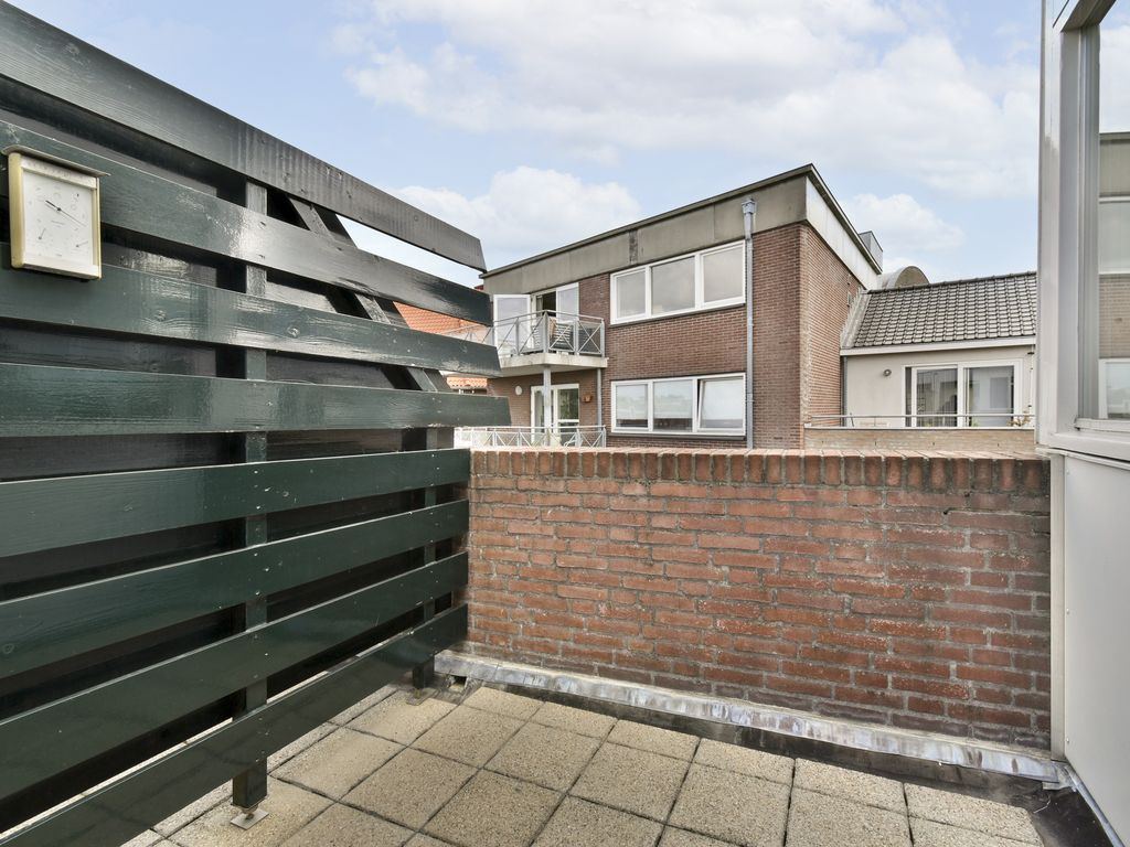 Schie 166, SCHIEDAM
