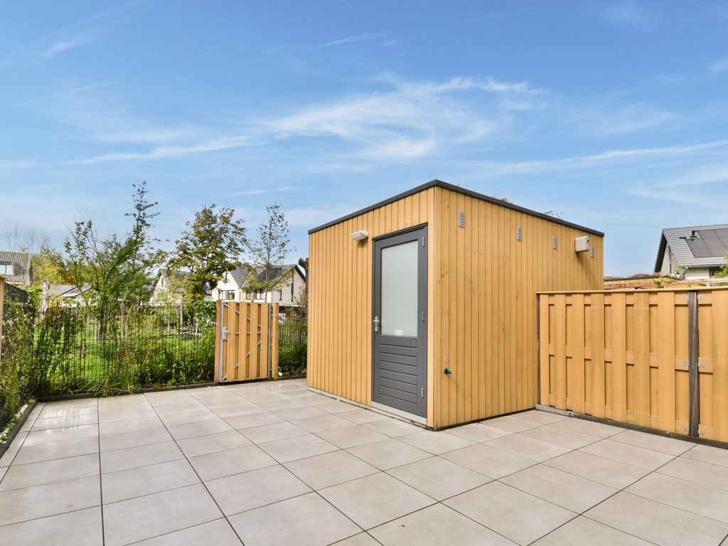 Atletiekbaan 26, VLAARDINGEN