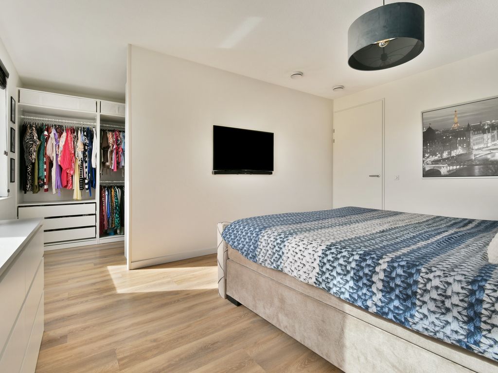 Pieter van den Hoogenbandstraat 38, SCHIEDAM