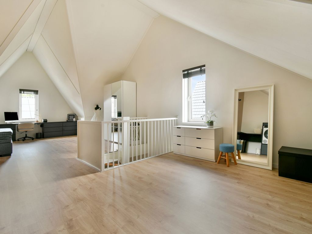 Pieter van den Hoogenbandstraat 38, SCHIEDAM