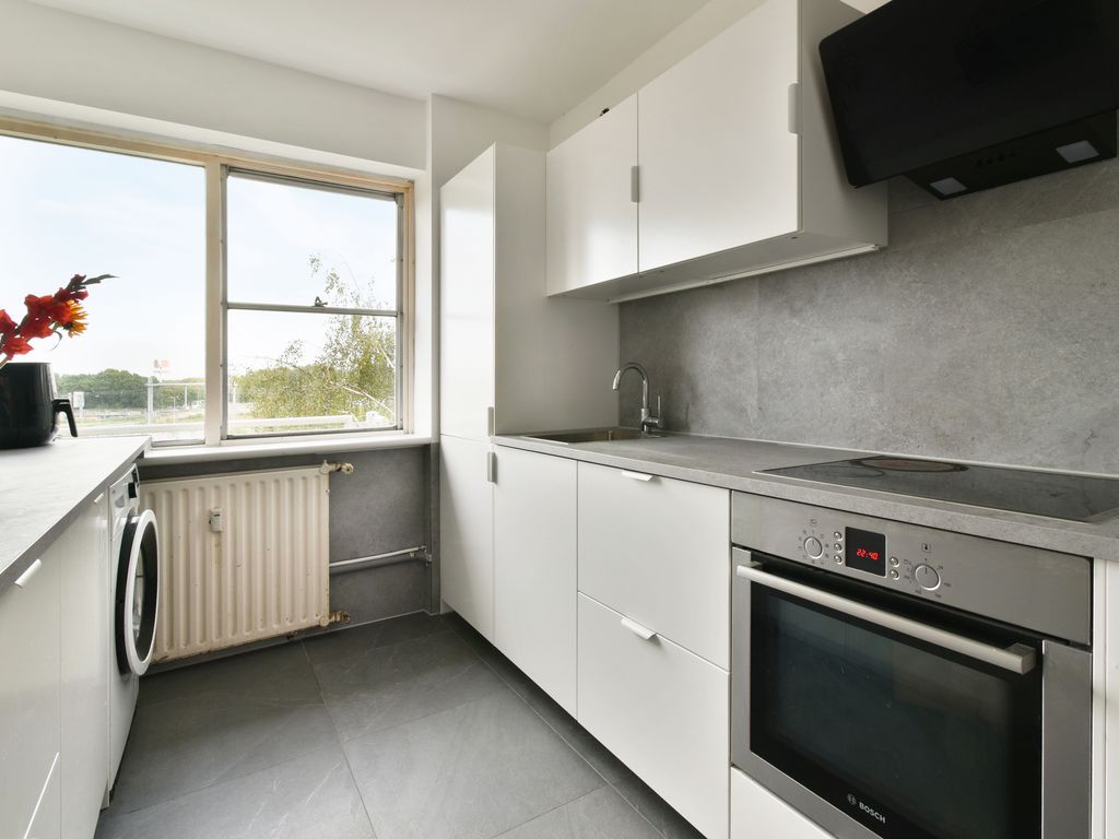 Louis Raemaekersstraat 47, SCHIEDAM