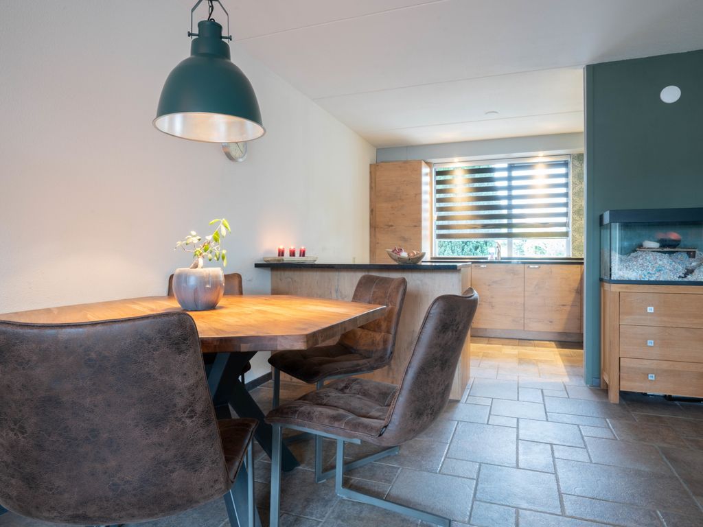 't Zwaantje 23, Ridderkerk