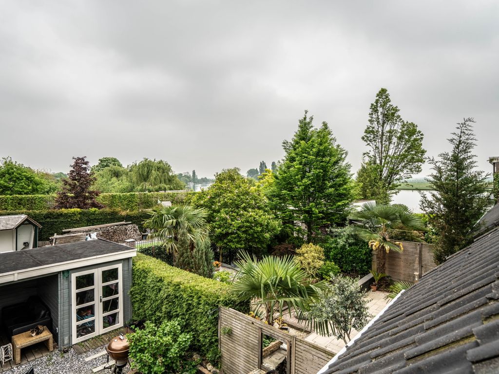 't Zwaantje 23, Ridderkerk