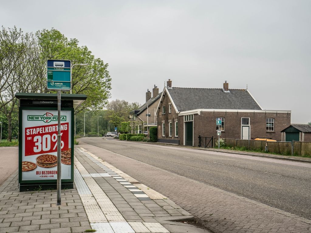 't Zwaantje 23, Ridderkerk