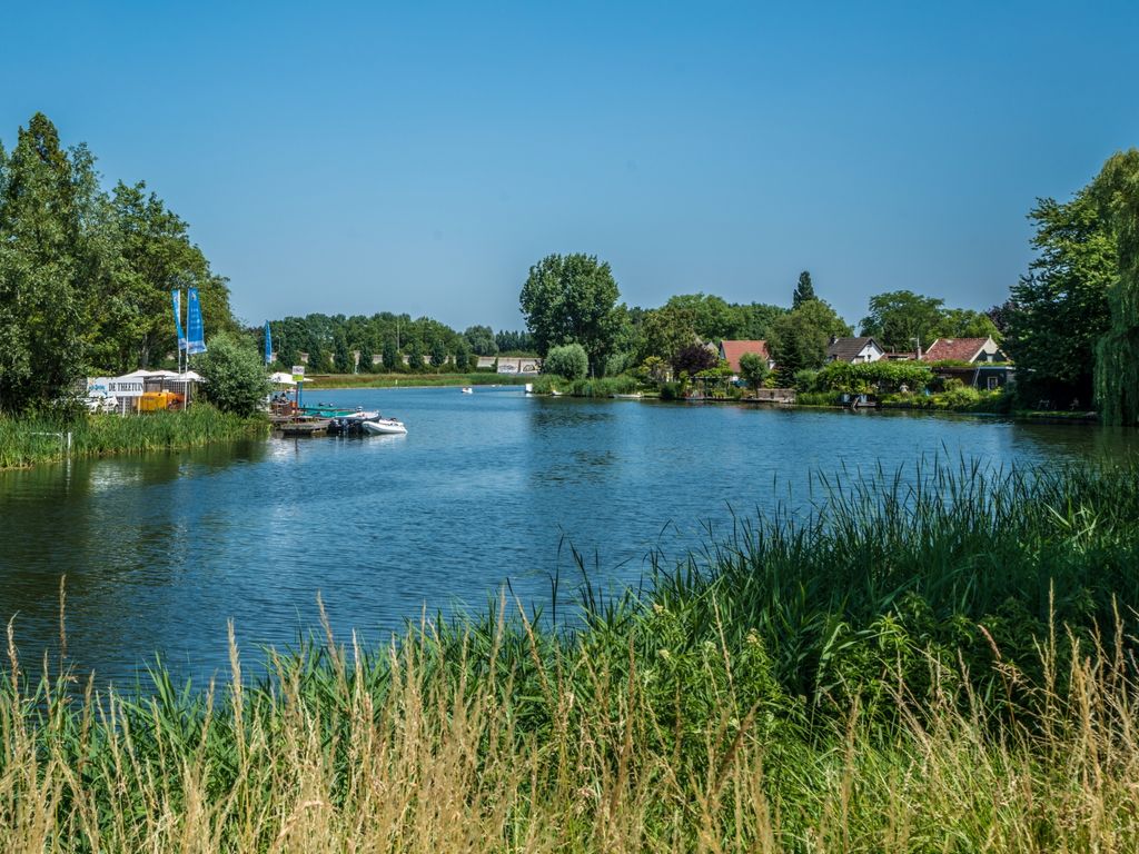 't Zwaantje 23, Ridderkerk
