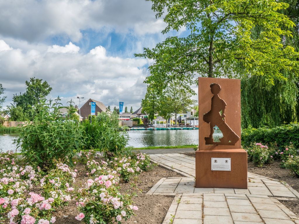 't Zwaantje 23, Ridderkerk