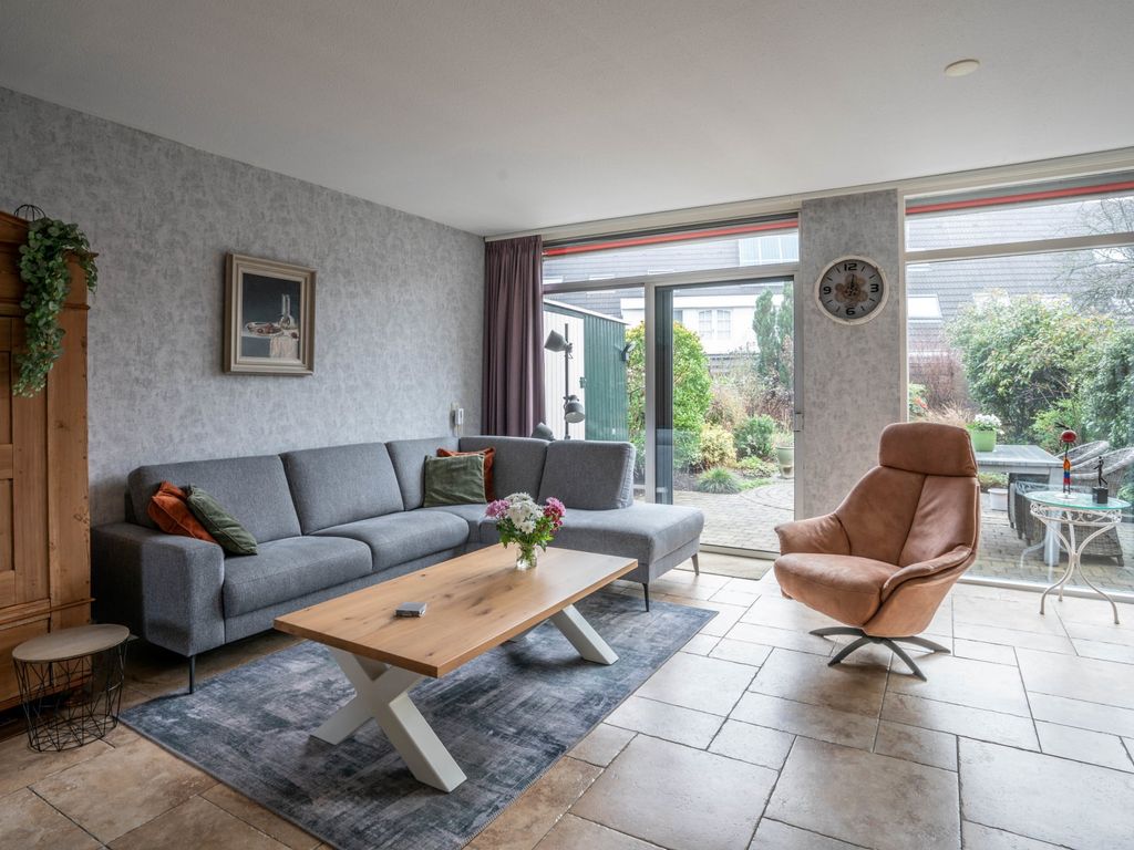 Fazant 63, Ridderkerk