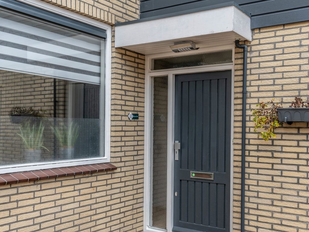 Fazant 63, Ridderkerk