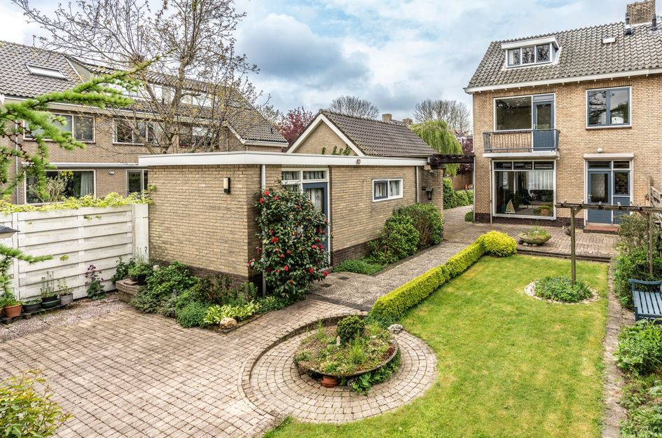 Mendelssohnstraat 2