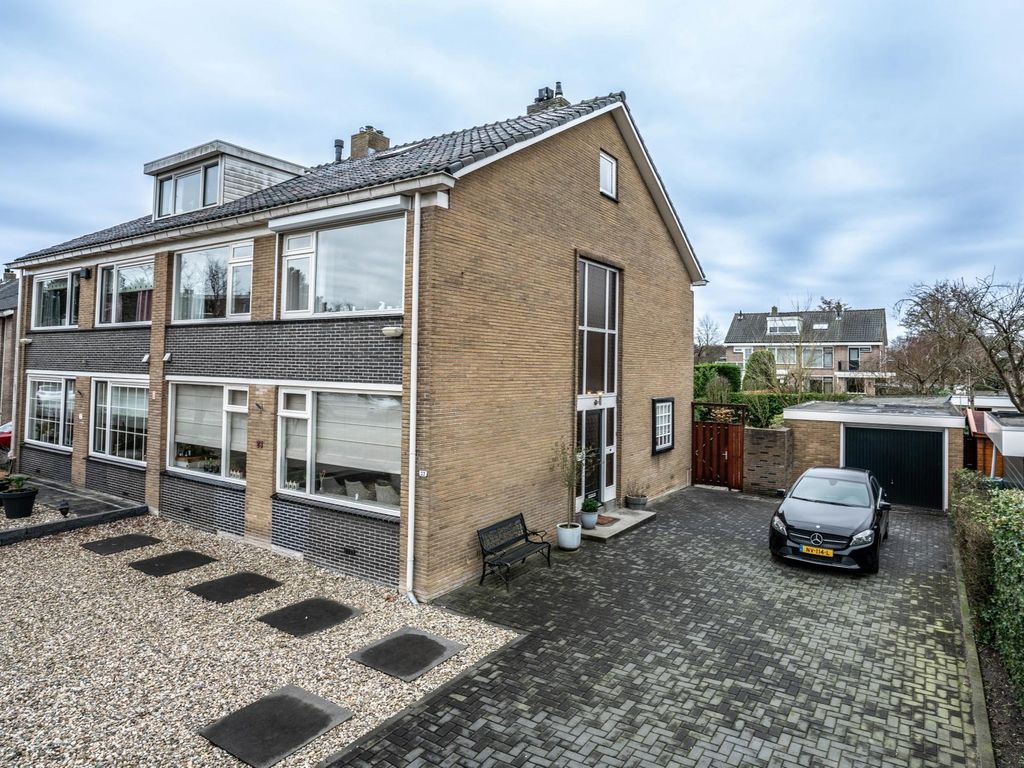 Burgemeester de Zeeuwstraat 23, RIDDERKERK