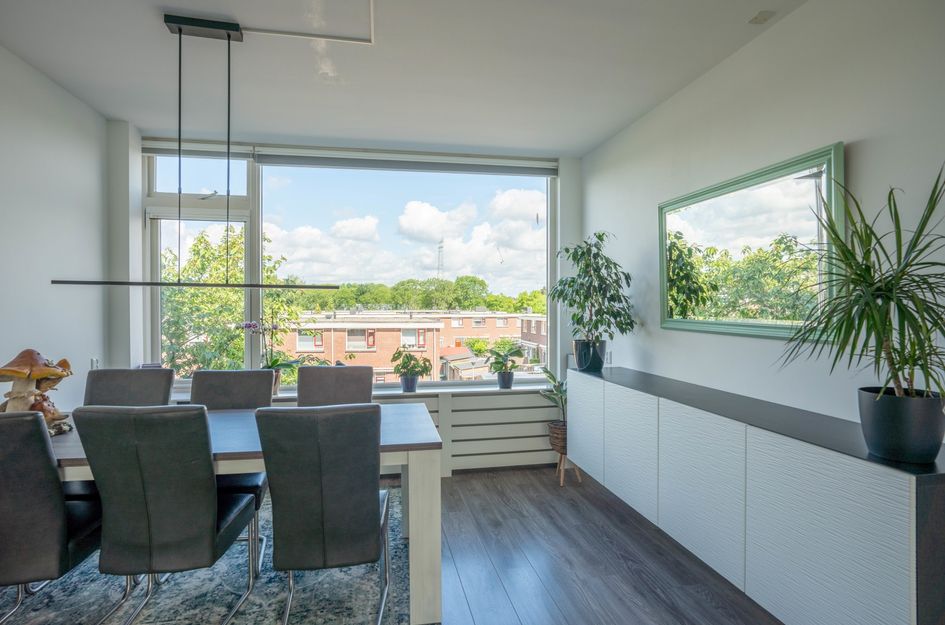 Van Anrooystraat 27
