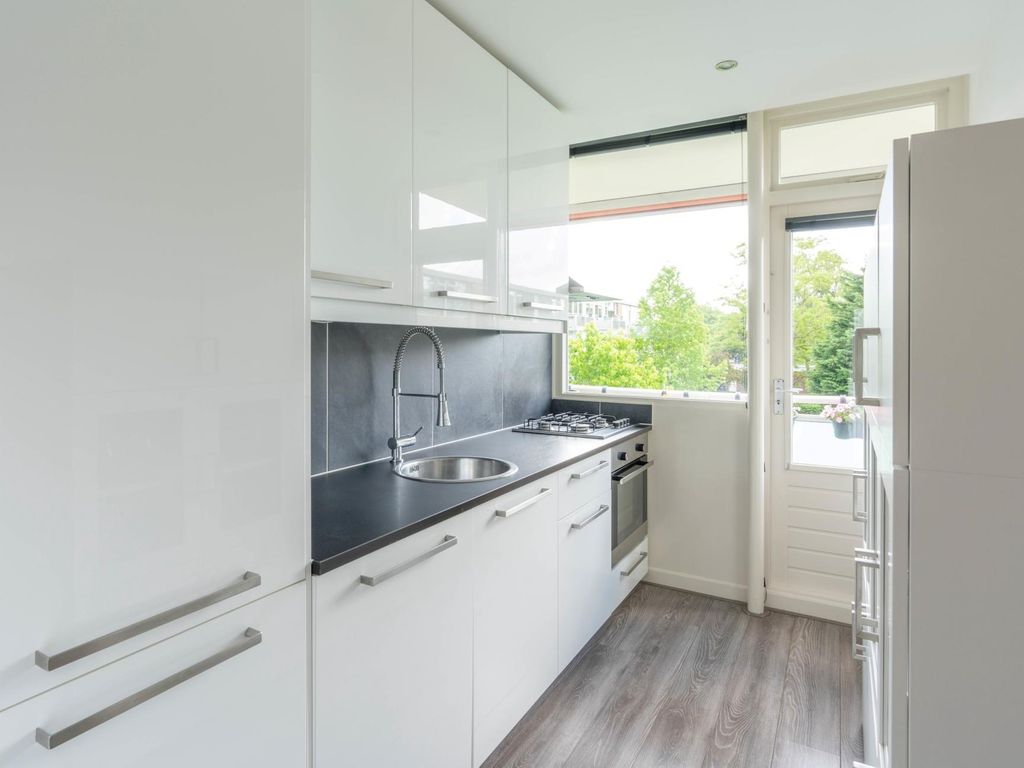 Van Anrooystraat 27, RIDDERKERK