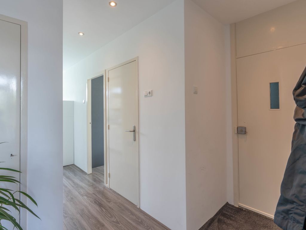 Van Anrooystraat 27, RIDDERKERK