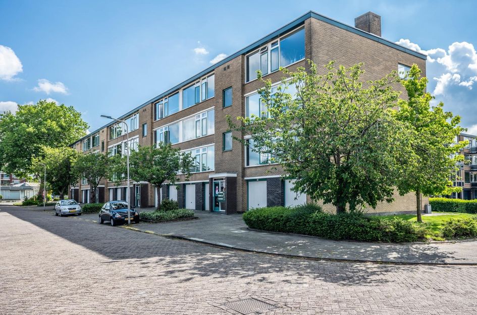 Van Anrooystraat 27