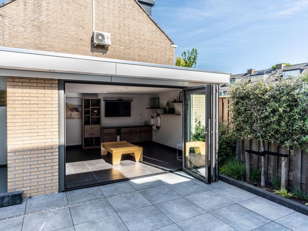 Bizetstraat 54, RIDDERKERK