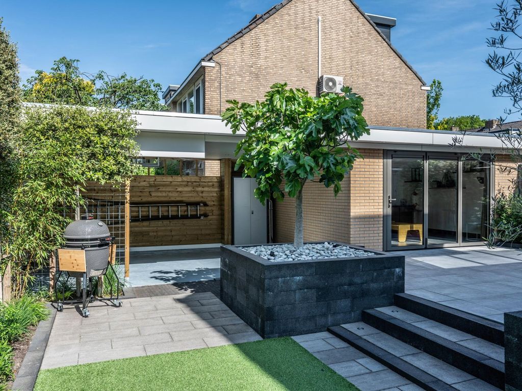 Bizetstraat 54, RIDDERKERK