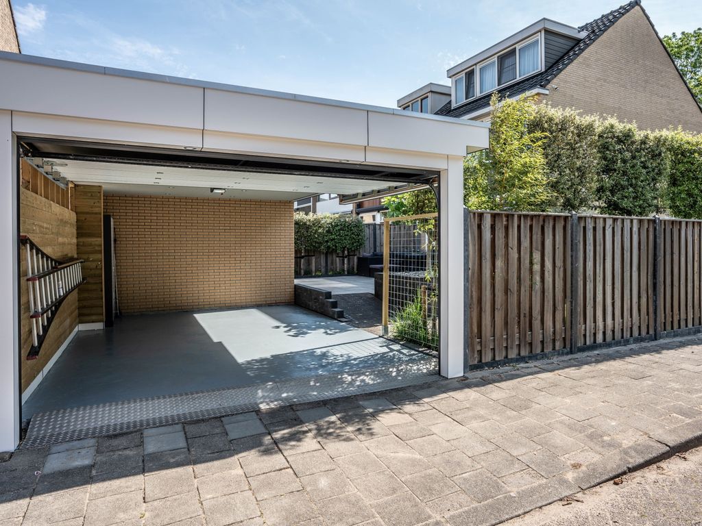 Bizetstraat 54, RIDDERKERK