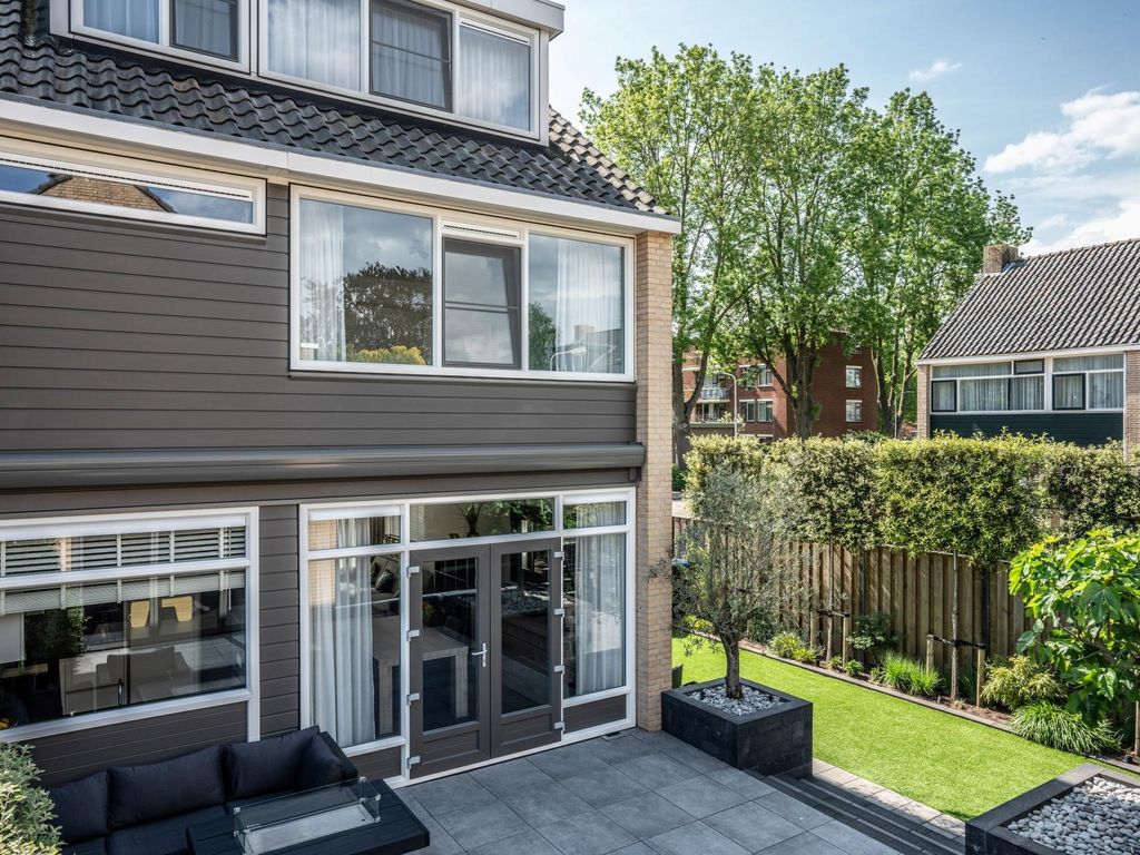 Bizetstraat 54, RIDDERKERK