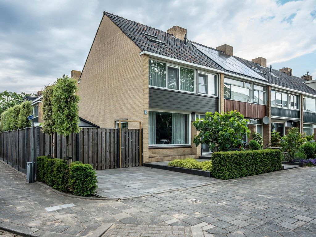 Bizetstraat 54, RIDDERKERK