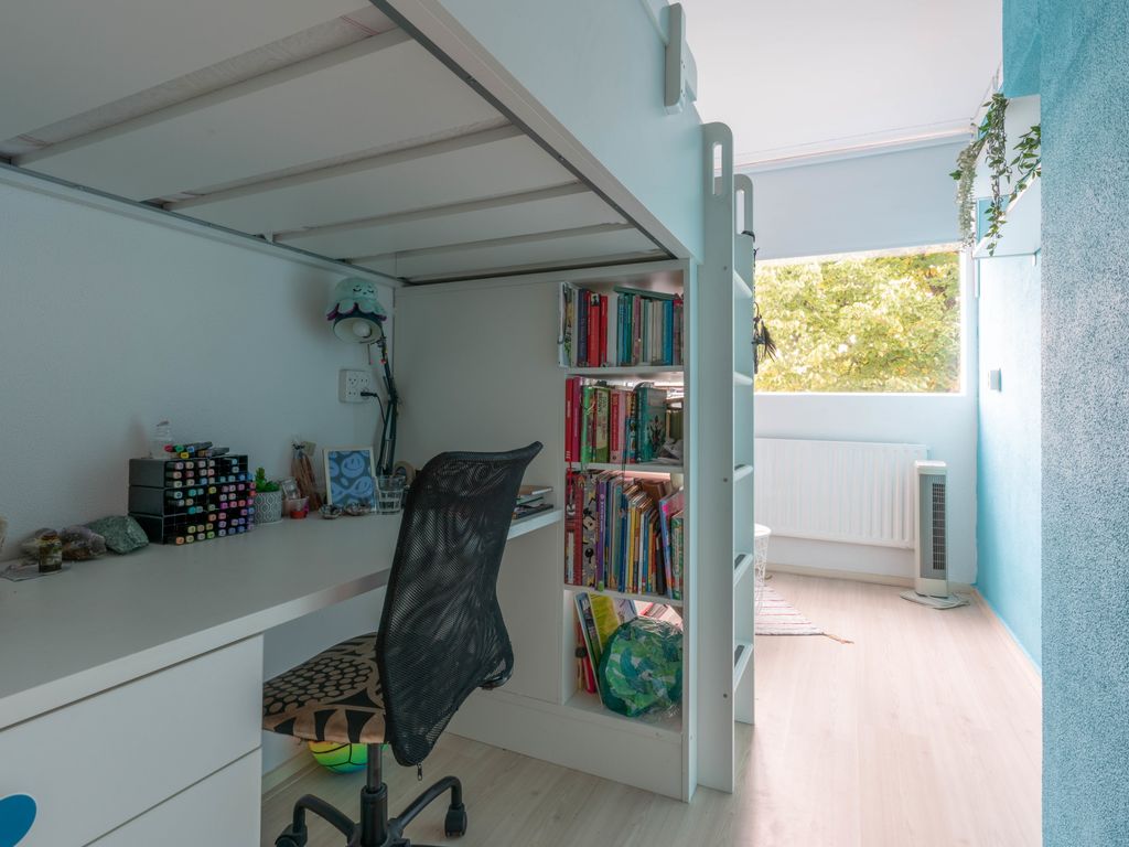 Henegouwsestraat 18, RIDDERKERK