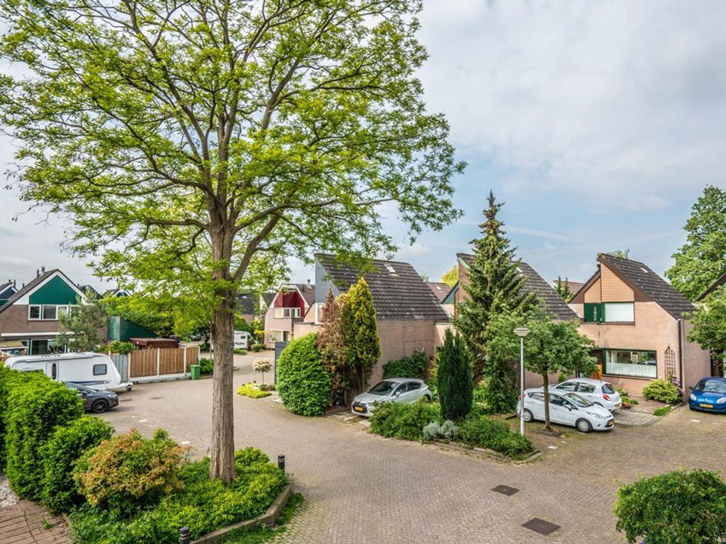 Rosmolen 85, Ridderkerk