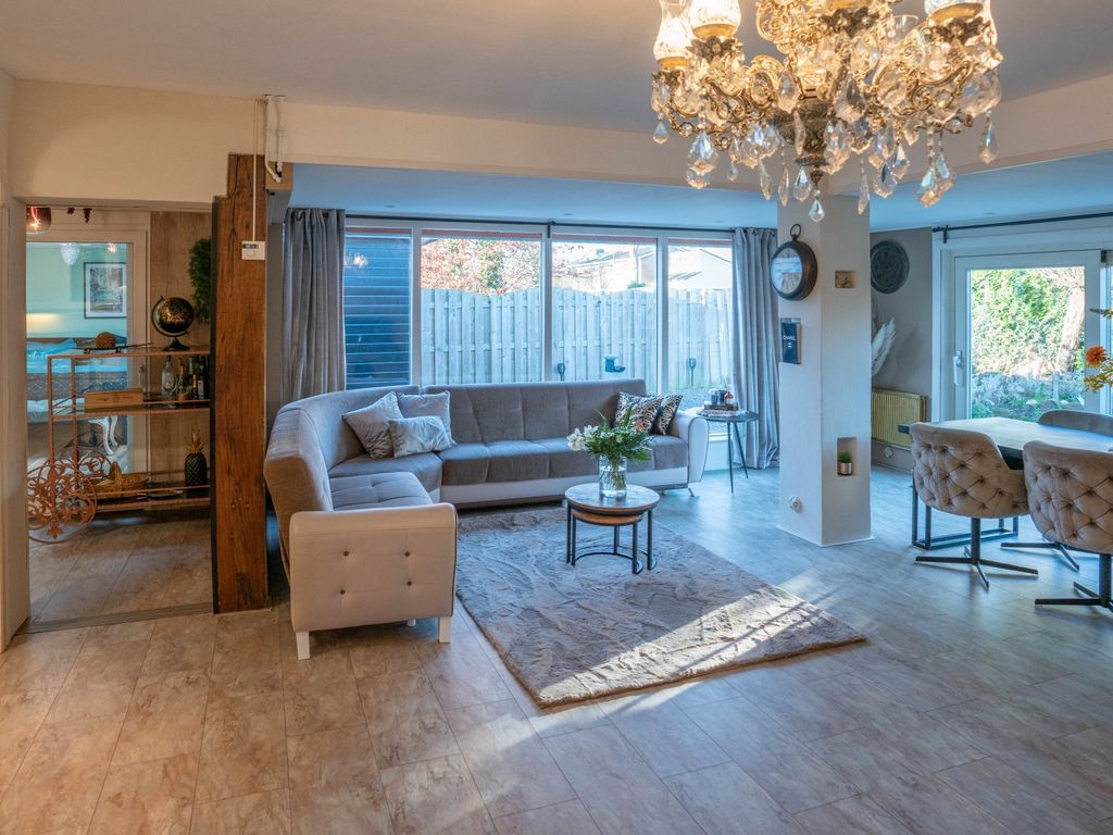 Rozenlaan 12, Heerjansdam