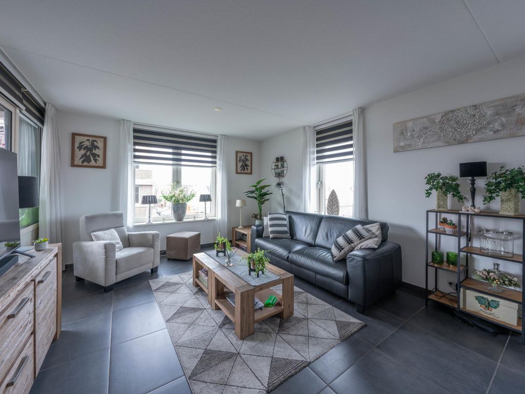 Nassaustraat 263, RIDDERKERK