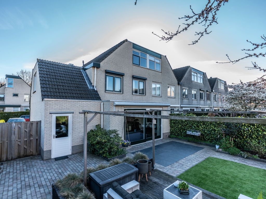 Clara Wichmannstraat 35, RIDDERKERK