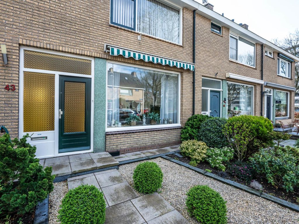 Couperusstraat 43, RIDDERKERK