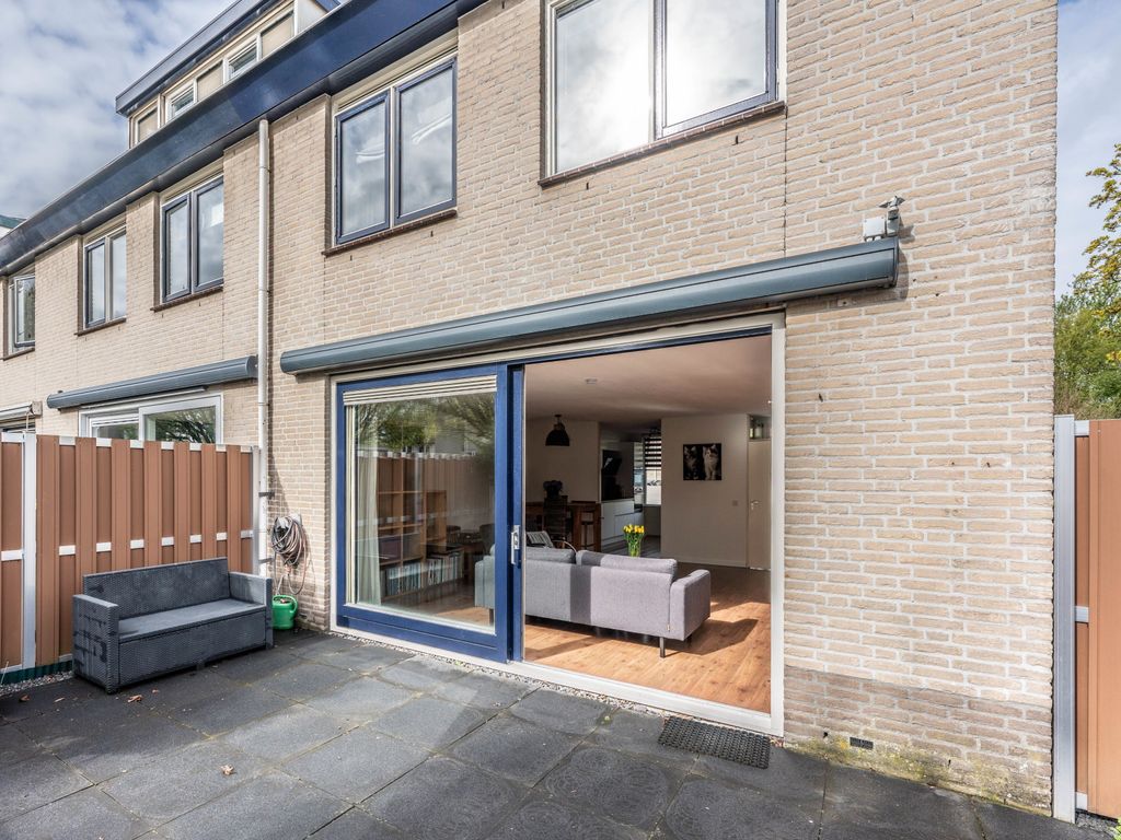 Clara Wichmannstraat 27, RIDDERKERK