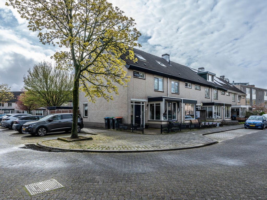 Clara Wichmannstraat 27, RIDDERKERK