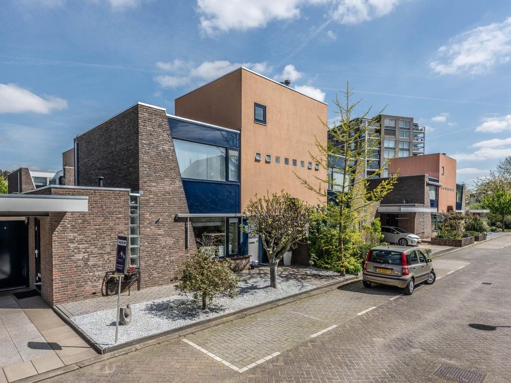 Kamerlingh Onnesstraat 80, RIDDERKERK