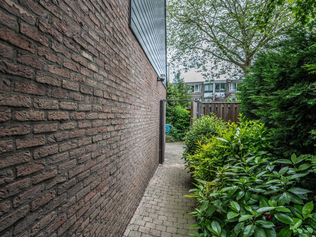 Rosmolen 194, RIDDERKERK