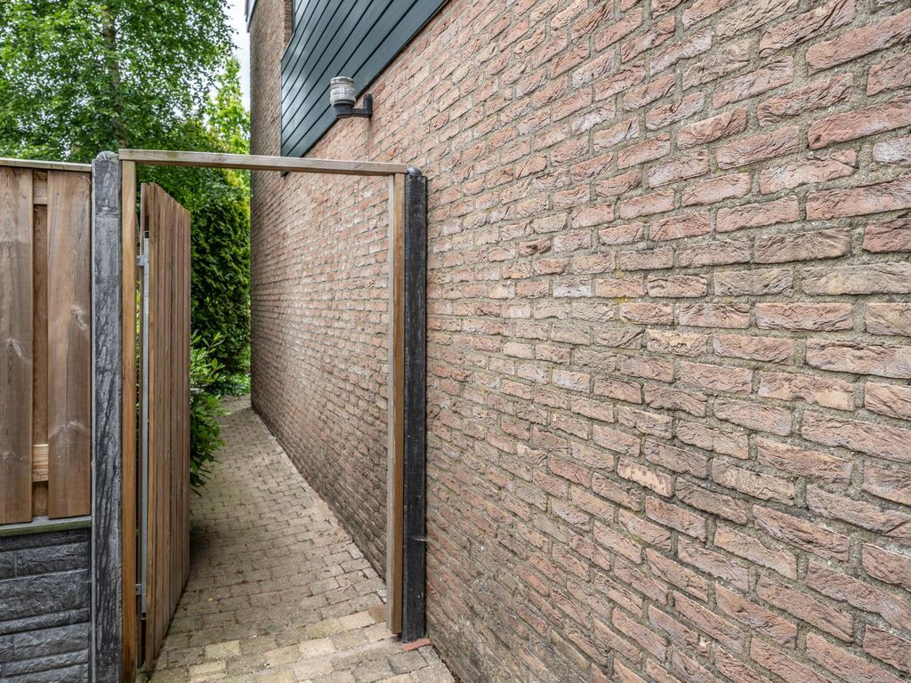 Rosmolen 194, RIDDERKERK